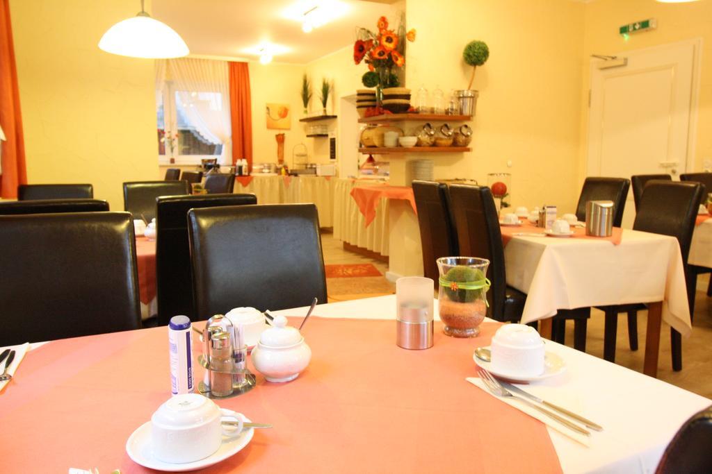 Arador-City Hotel บาดเอินเฮาเซน ภายนอก รูปภาพ