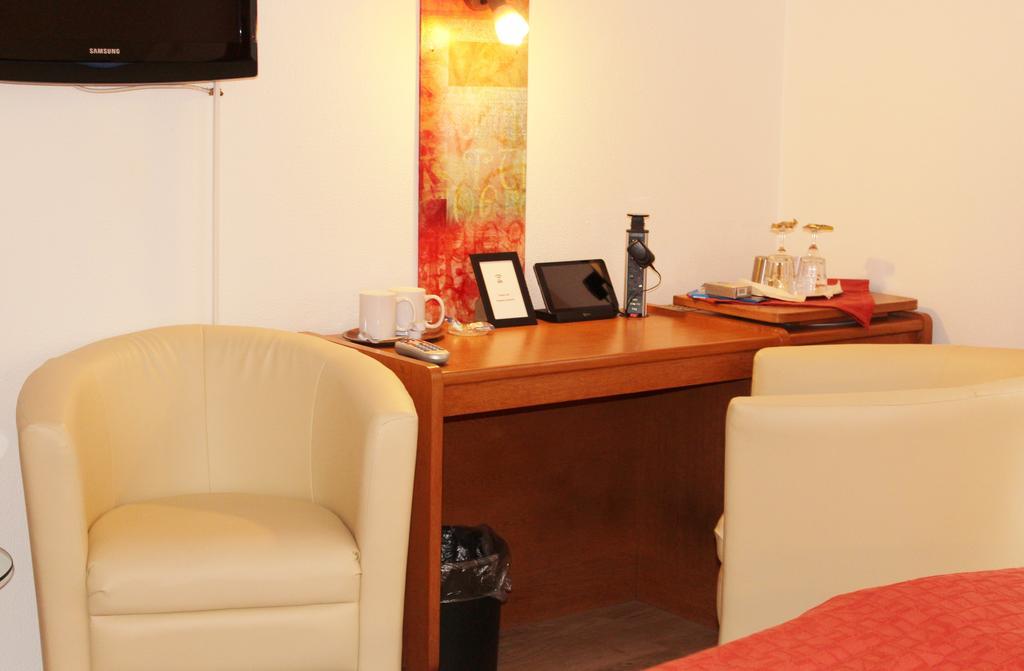Arador-City Hotel บาดเอินเฮาเซน ภายนอก รูปภาพ