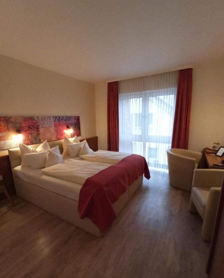 Arador-City Hotel บาดเอินเฮาเซน ภายนอก รูปภาพ